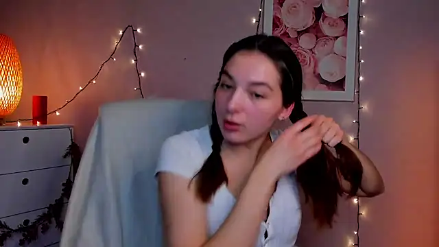 Snapshot of Meagn_Extasy chatting on 27, 12, 2024 Meagn Extasy online show from 27, 12, 2024