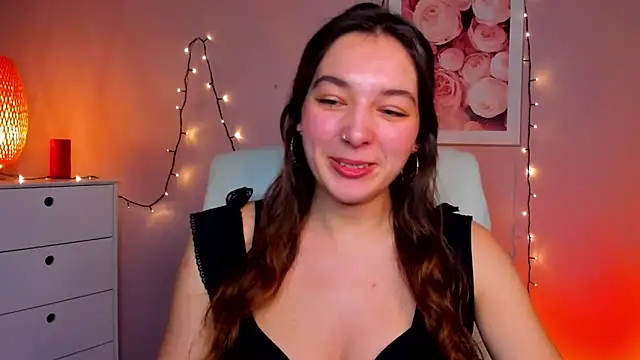 Snapshot of Meagn_Extasy chatting on 7, 1, 2025 Meagn Extasy online show from 7, 1, 2025