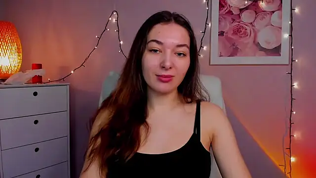 Snapshot of Meagn_Extasy chatting on 8, 3, 2025 Meagn Extasy online show from 8, 3, 2025