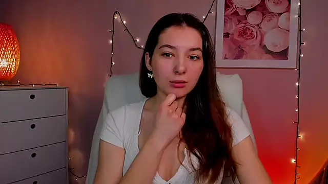 Snapshot of Meagn_Extasy chatting on 17, 3, 2025 Meagn Extasy online show from 17, 3, 2025