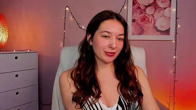 Snapshot of Meagn_Extasy chatting on 22, 3, 2025 Meagn Extasy online show from 22, 3, 2025