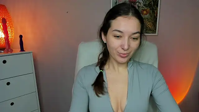 Snapshot of Meagn_Extasy chatting on 28, 10, 2025 Meagn Extasy online show from 28, 10, 2025