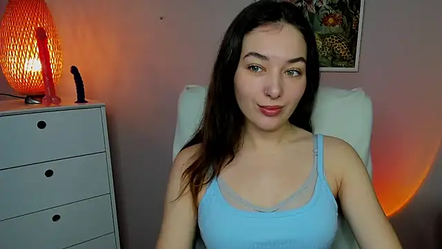 Snapshot of Meagn_Extasy chatting on 7, 11, 2025 Meagn Extasy online show from 7, 11, 2025