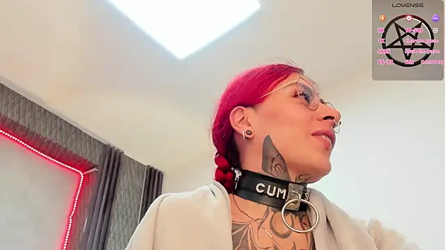 Snapshot of selene_red_ chatting on 7, 2, 2025 selene red online show from 7, 2, 2025