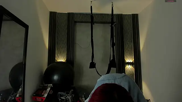 Snapshot of selene_red_ chatting on 7, 10, 2025 selene red online show from 7, 10, 2025