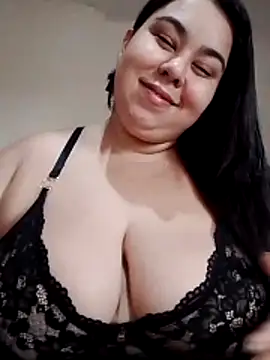 Snapshot of DadaHgata28 chatting on 17, 12, 2025 DadaHgata28 online show from 17, 12, 2025