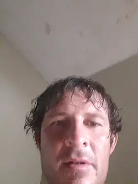 Snapshot of theDemente18 chatting on 4, 11, 2025 theDemente18 online show from 4, 11, 2025