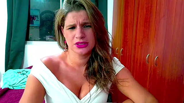 Snapshot of dalila_sexxx chatting on 1, 2, 2025 dalila sexxx online show from 1, 2, 2025