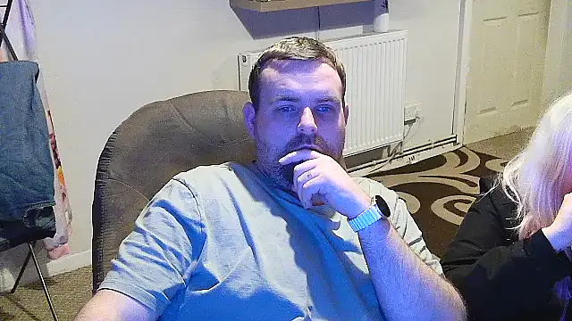 chubby british blonde uk online show from 19, 2, 2026