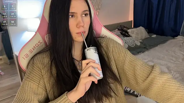 jennetdoll online show from 14, 2, 2025