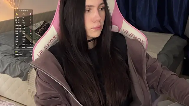 jennetdoll online show from 8, 3, 2025