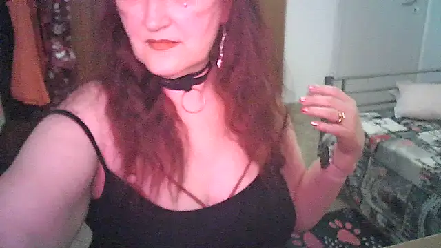 Snapshot of SabrinaXlovess chatting on 4, 6, 2026 SabrinaXlovess online show from 4, 6, 2026