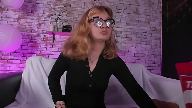 Sweet Namii online show from 17, 1, 2025