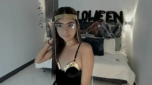 sara saenz99 online show from 31, 10, 2025