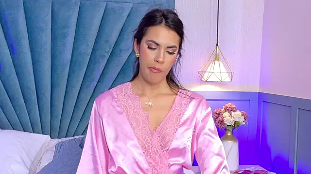 Snapshot of Camille_Torres chatting on 23, 1, 2025 Camille Torres online show from 23, 1, 2025