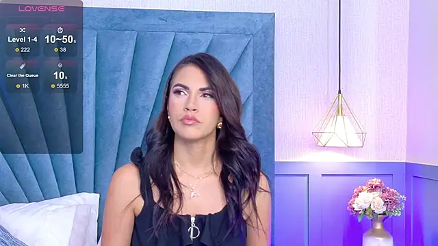 Snapshot of Camille_Torres chatting on 27, 1, 2025 Camille Torres online show from 27, 1, 2025