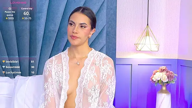 Snapshot of Camille_Torres chatting on 29, 1, 2025 Camille Torres online show from 29, 1, 2025