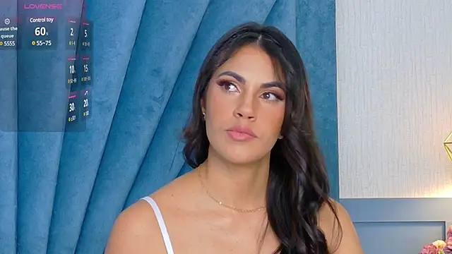 Snapshot of Camille_Torres chatting on 3, 3, 2025 Camille Torres online show from 3, 3, 2025