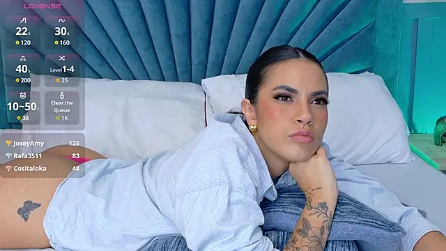 Snapshot of Camille_Torres chatting on 15, 3, 2025 Camille Torres online show from 15, 3, 2025