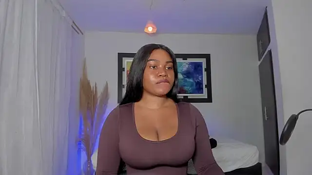 Snapshot of Scarlett_811 chatting on 2, 5, 2026 Scarlett 811 online show from 2, 5, 2026
