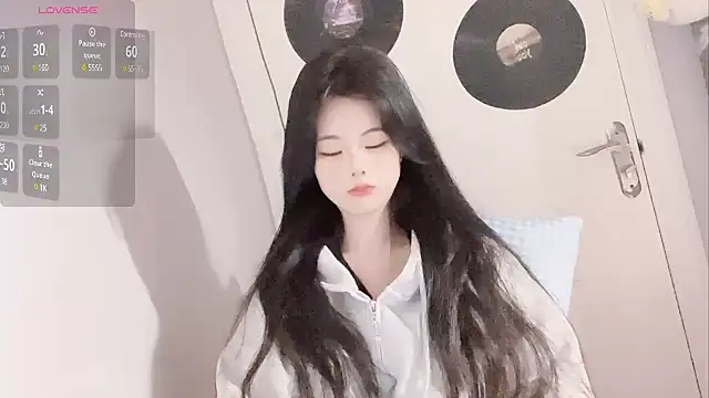 Qedgjwyz1 online show from 6, 2, 2025