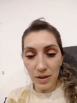 Snapshot of anny_sweet72 chatting on 21, 11, 2025 anny sweet72 online show from 21, 11, 2025