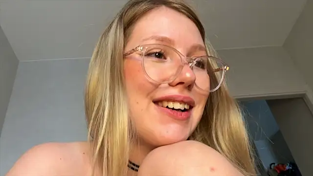 HoneyAudrey online show from 9, 1, 2025