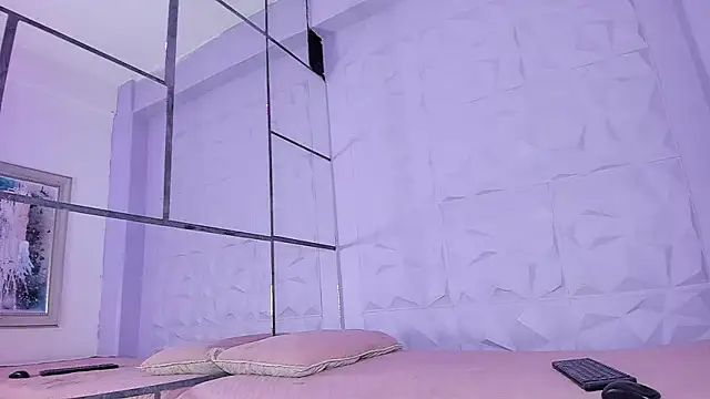  LittleLia online show from 25, 11, 2025