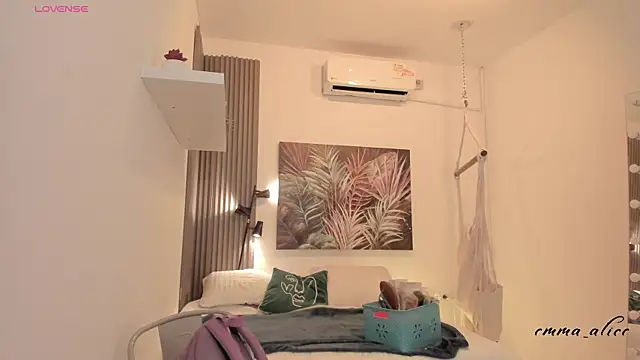 emma alice  online show from 17, 10, 2025