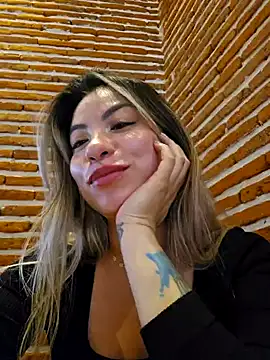 Snapshot of Karen_San_Miguel chatting on 29, 1, 2025 Karen San Miguel online show from 29, 1, 2025