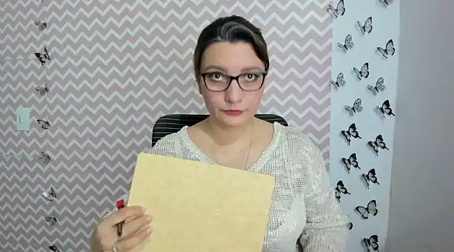 Amie Adams82  online show from 11, 12, 2024