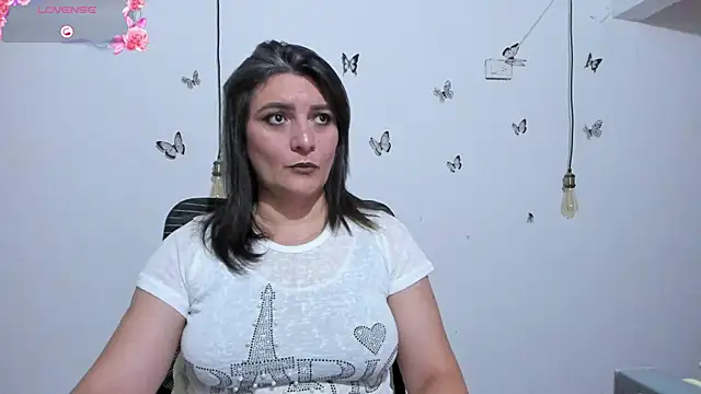 Snapshot of Amie_Adams82_ chatting on 23, 6, 2026 Amie Adams82 online show from 23, 6, 2026
