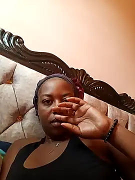 pretty-eyes23 online show from 23, 1, 2025