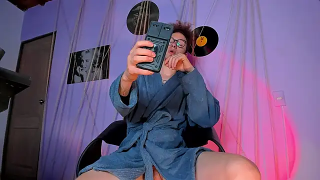 MrShaggy online show from 3, 2, 2025