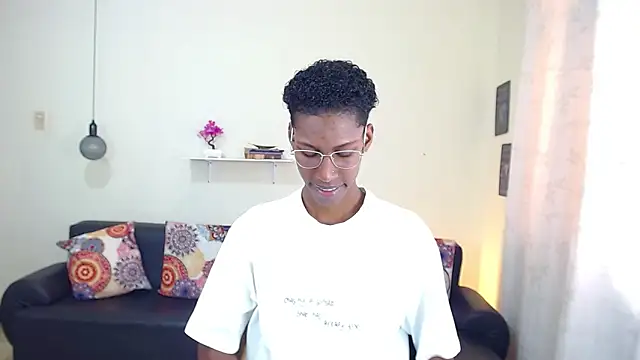 maiki18  online show from 16, 1, 2025