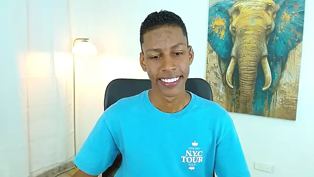 maiki18  online show from 8, 10, 2025