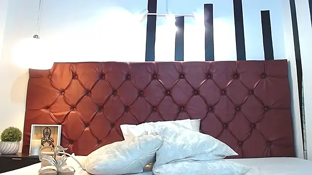 MariaJoseWalker online show from 12, 12, 2024