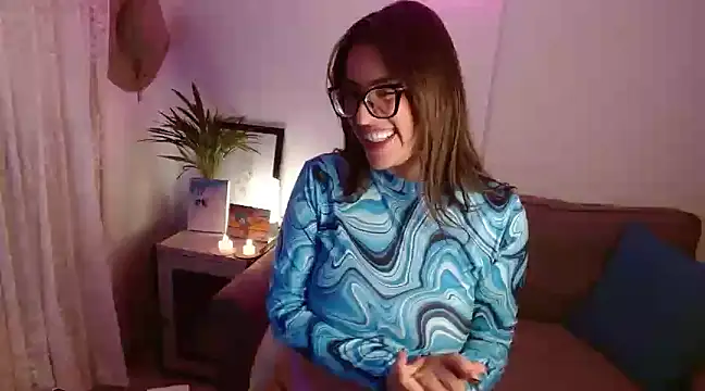 Nicole white 11 online show from 14, 3, 2025