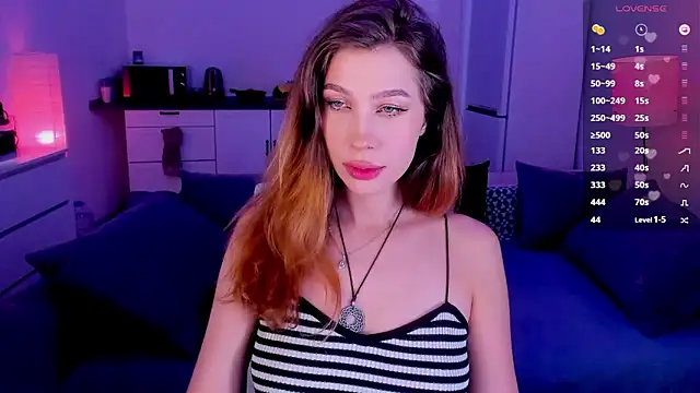 tenderdreams online show from 24, 11, 2025