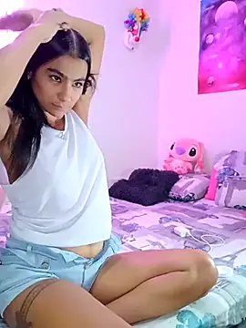 Snapshot of Leslly_ chatting on 1, 3, 2025 Leslly online show from 1, 3, 2025