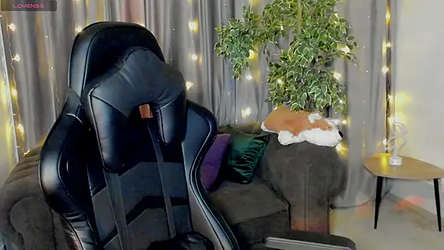 Sinty Noria online show from 10, 2, 2025