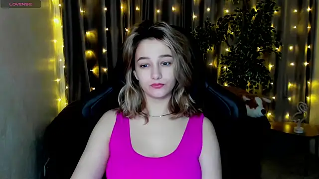 Sinty Noria online show from 5, 3, 2025