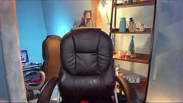 alikahouston4 online show from 11, 1, 2025