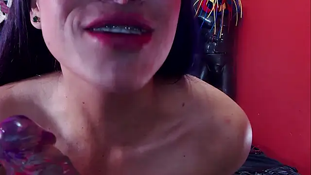 Hannamariana online show from 11, 2, 2025