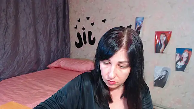 JillStevens online show from 12, 9, 2025