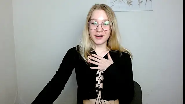 cindi hot online show from 21, 3, 2025