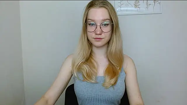 Snapshot of cindi_hot chatting on 23, 9, 2025 cindi hot online show from 23, 9, 2025