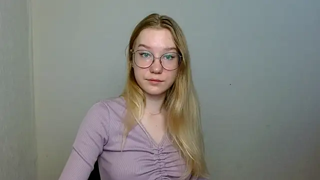 cindi hot online show from 15, 11, 2025