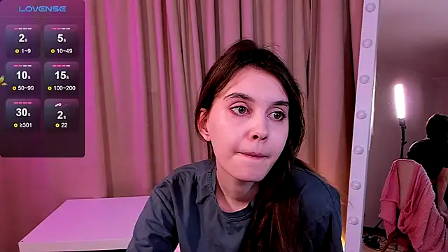 SusieMorris online show from 6, 12, 2024