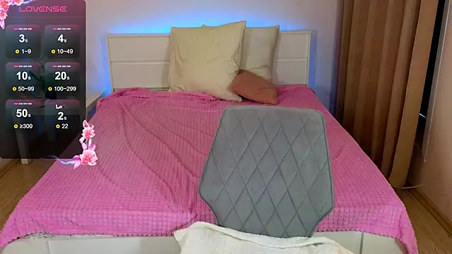 SusieMorris online show from 22, 3, 2025